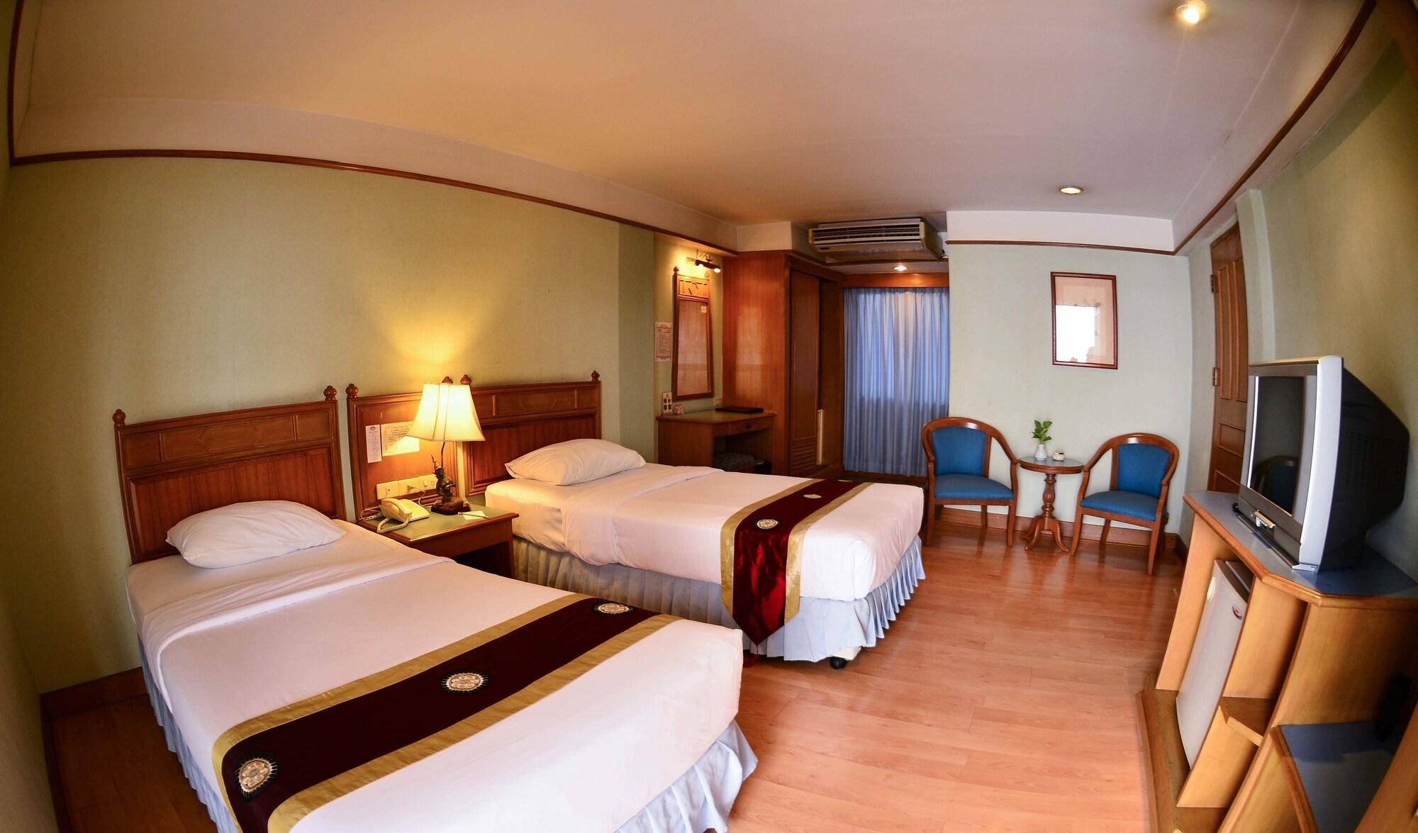 Silom Village Inn Bangkok Eksteriør bilde