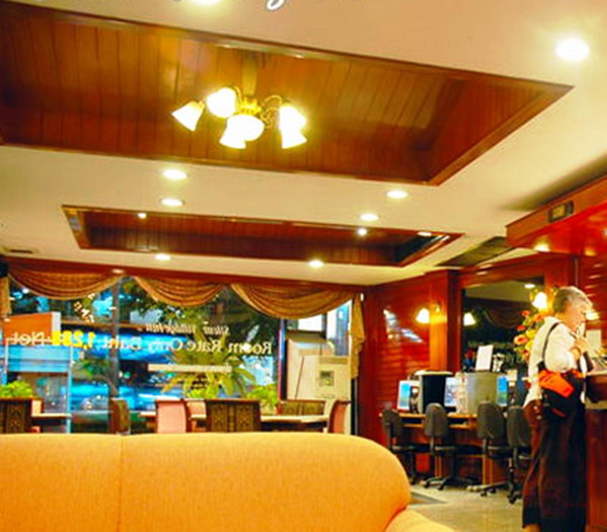 Silom Village Inn Bangkok Eksteriør bilde