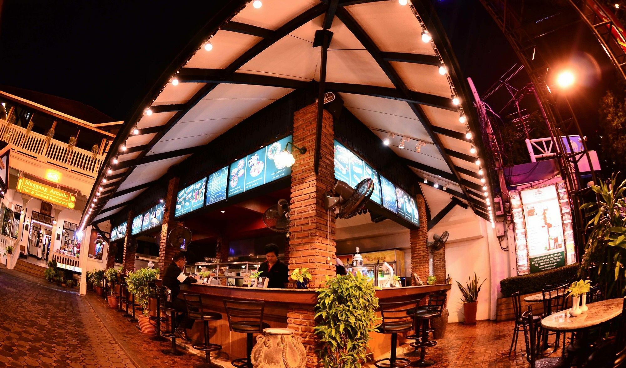 Silom Village Inn Bangkok Eksteriør bilde